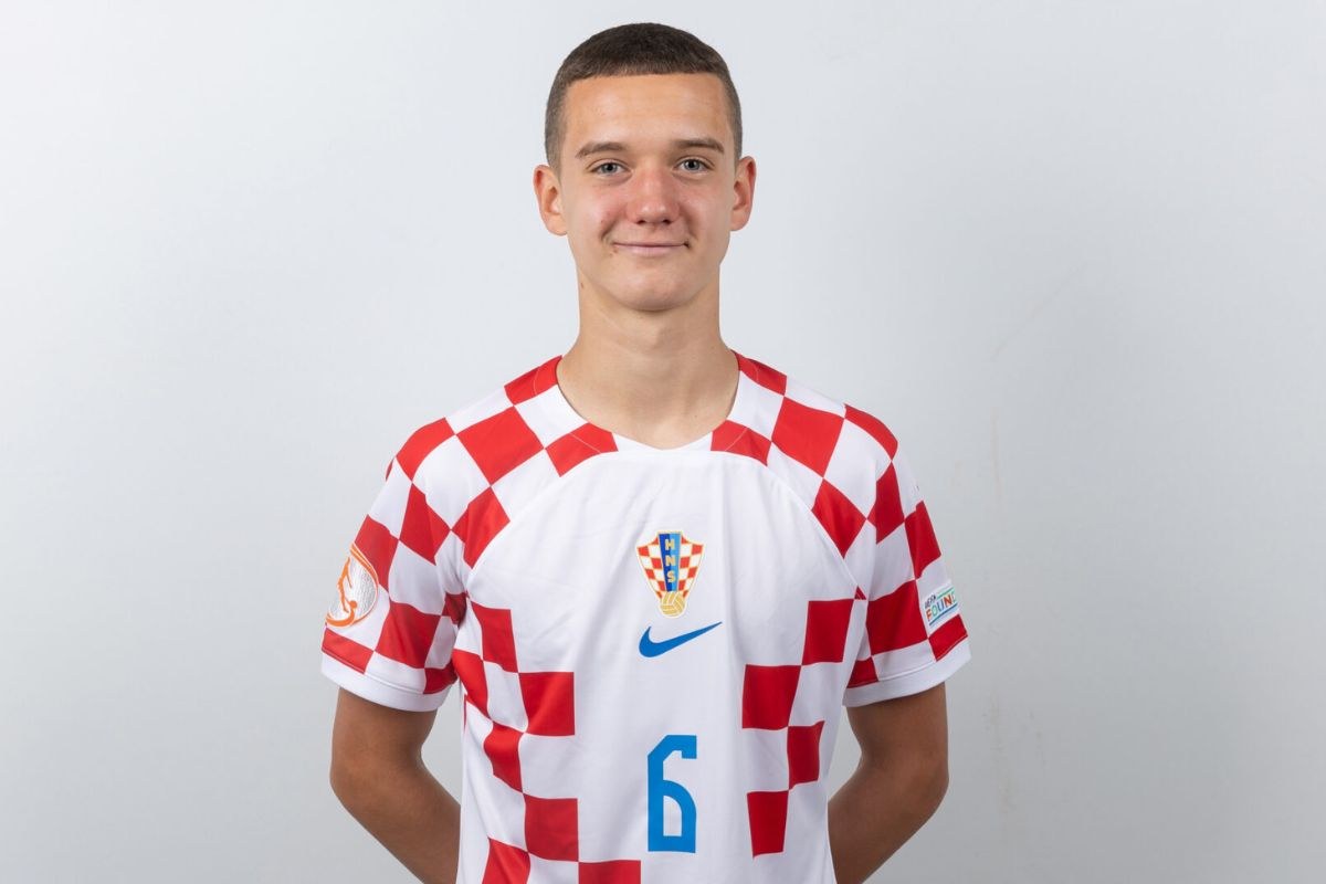 Levak con la maglia della Croazia