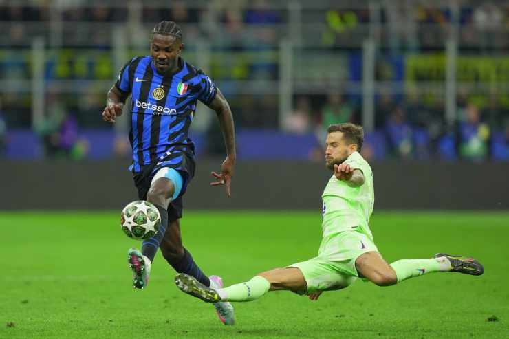 Thuram contro il Barcellona