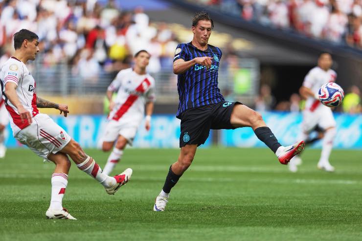 Pio Esposito su azione contro il River Plate 