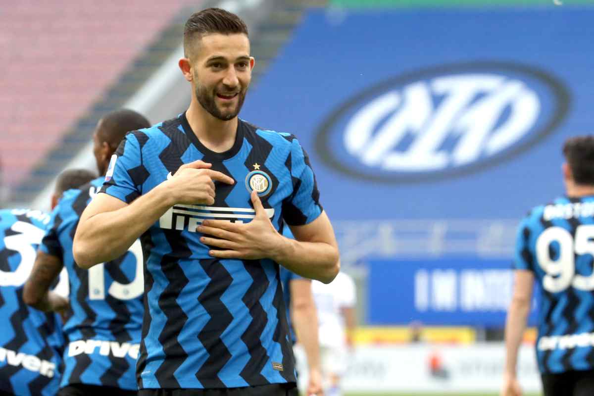 Gagliardini esulta con la maglia dell'Inter