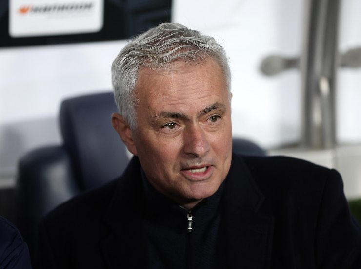 Mourinho in primo piano