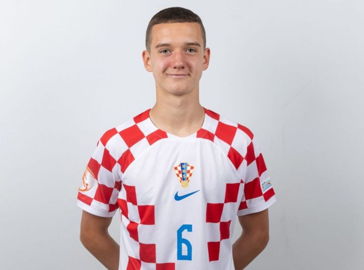 Levak con la maglia della Croazia