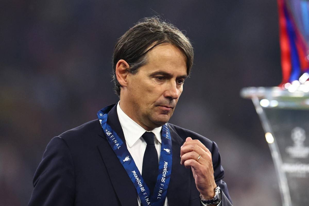 Simone Inzaghi perplesso alla premiazione della finale di Champions