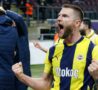 Milan Skriniar esulta dopo il gol