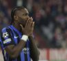 Thuram con le mani sul volto
