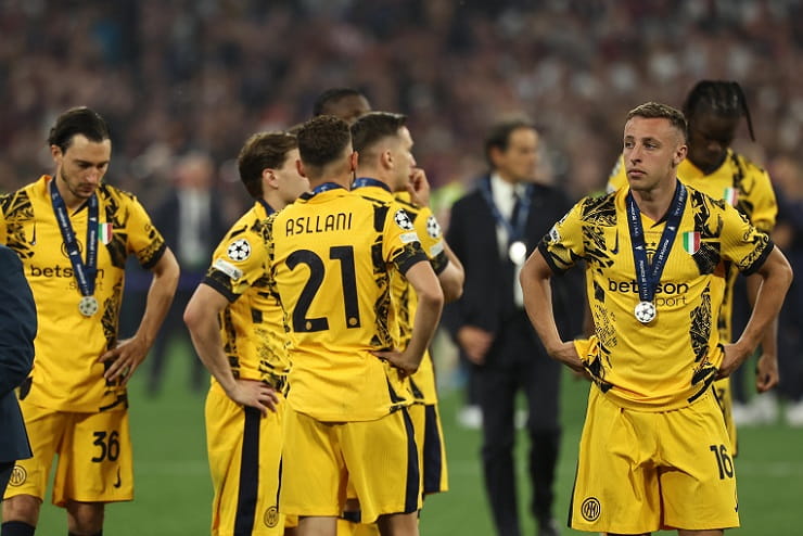 Inter, subito pressioni su Chivu: "Squadra più forte, favorita scudetto"