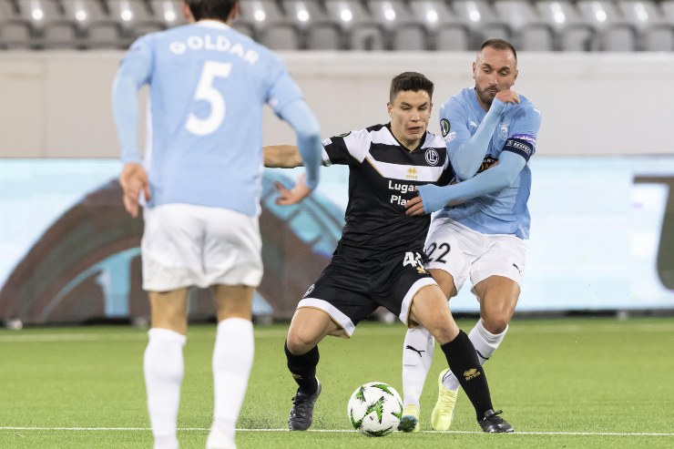 Mattia Zanotti in azione con la maglia del Lugano