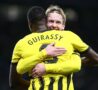 L'abbraccio tra Brandt e Guirassy