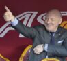 Marotta saluta con il pollice alzato