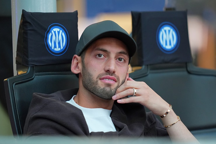 Caso Calhanoglu, messaggio in diretta a Marotta