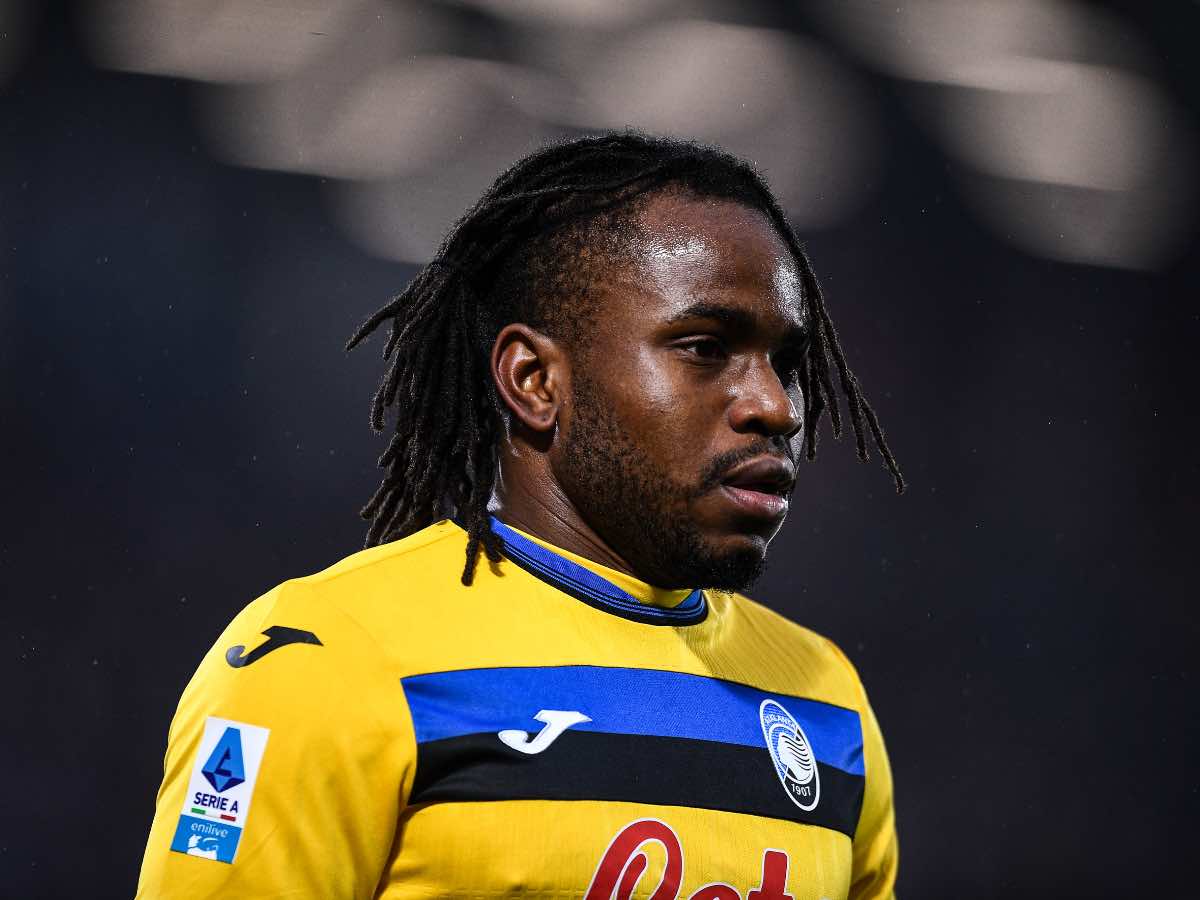 Ademola Lookman in primo piano