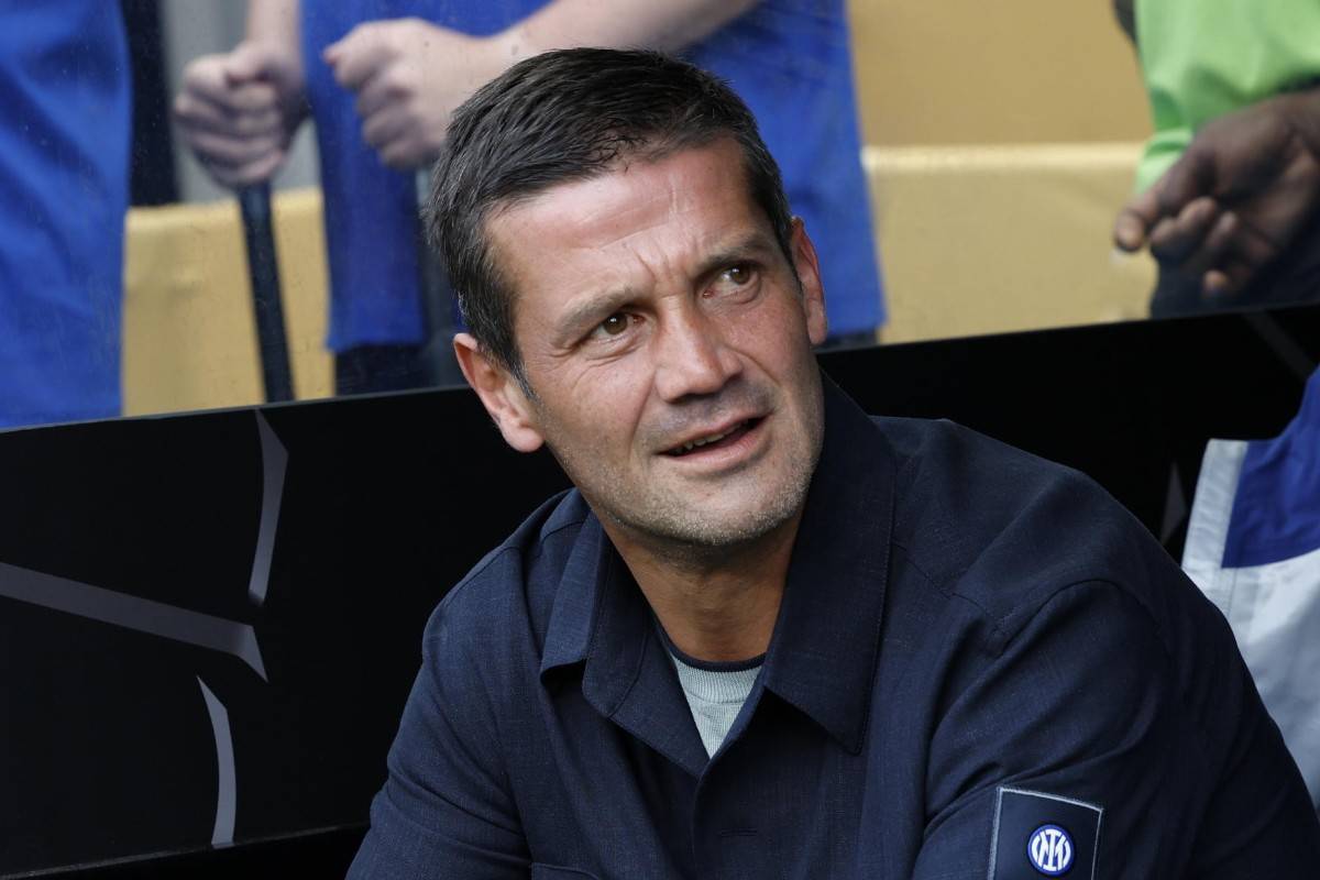 Cristian Chivu in panchina al Mondiale per Club