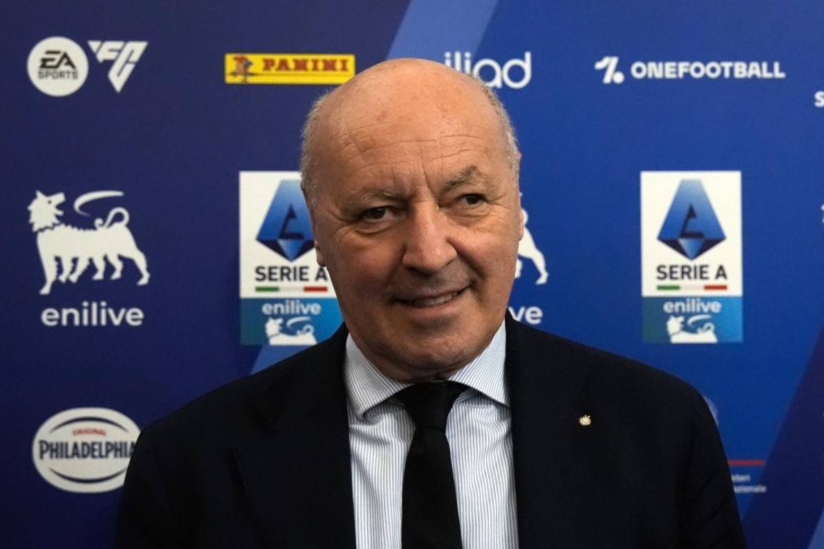 Giuseppe Marotta sorridente