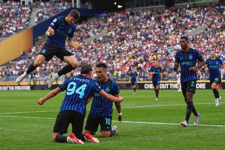 Inter esulta al Mondiale