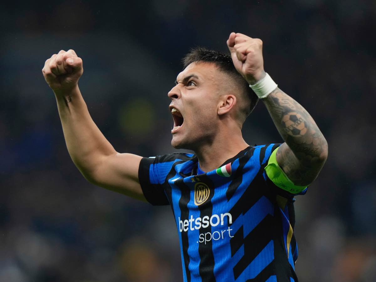 Lautaro esulta