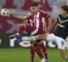 Lorenzo Pirola in azione con la maglia dell'Olympiakos