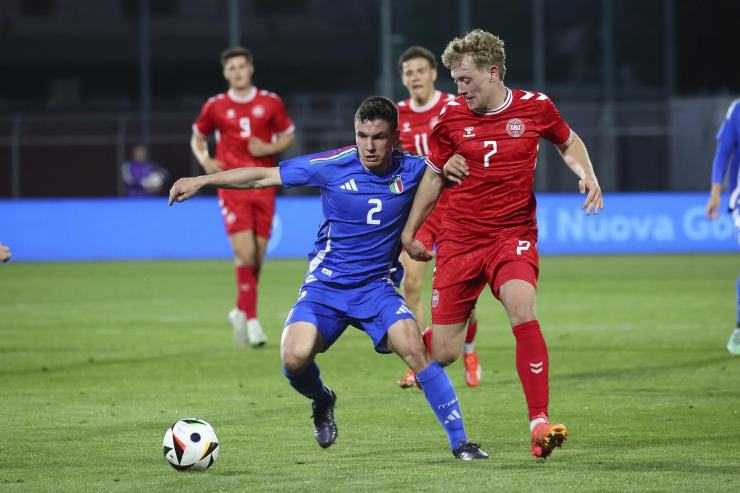 Mattia Zanotti con la maglia dell'Under 21