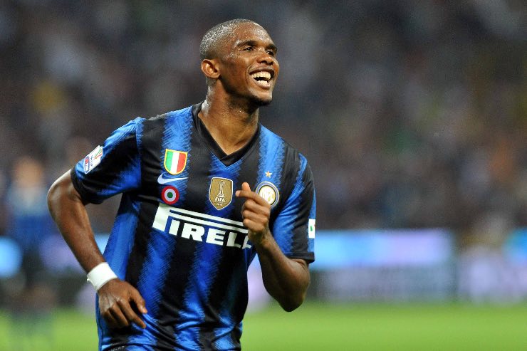 Eto’o festeggia per un gol
