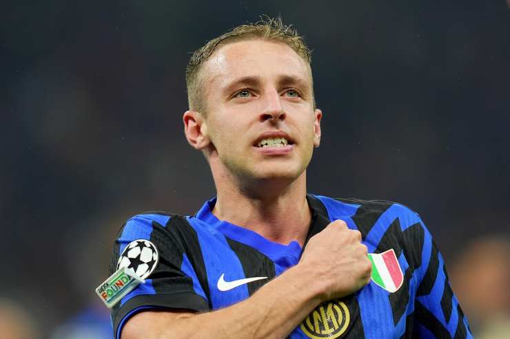 Frattesi esulta dopo un gol con l'Inter