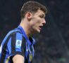 Pavard in azione durante una gara dell'Inter