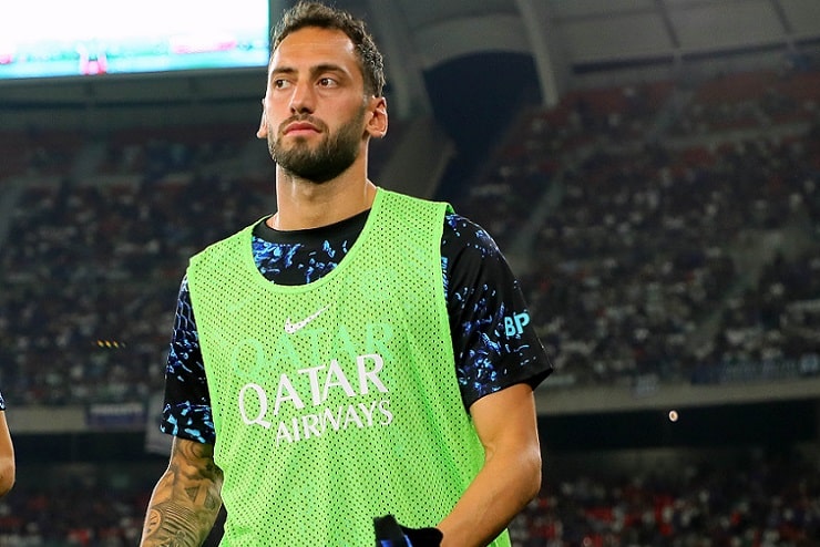 Inter, Brozovic al posto di Calhanoglu: intreccio di mercato