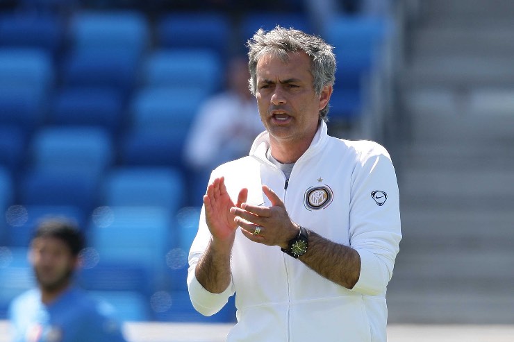 Mourinho in allenamento con l’Inter nel 2010