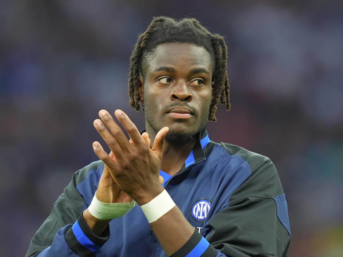 Bisseck applaude
