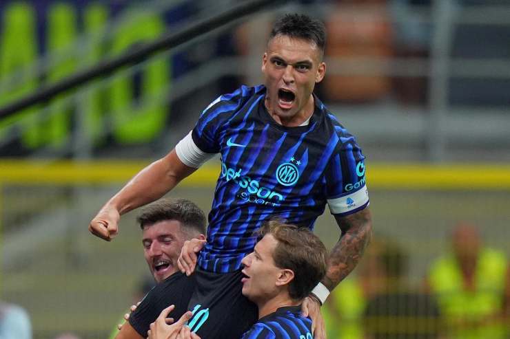 Lautaro esulta