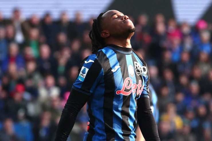 Lookman in campo
