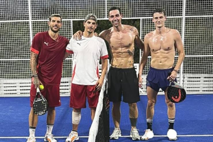 Pavard dopo una partita di padel