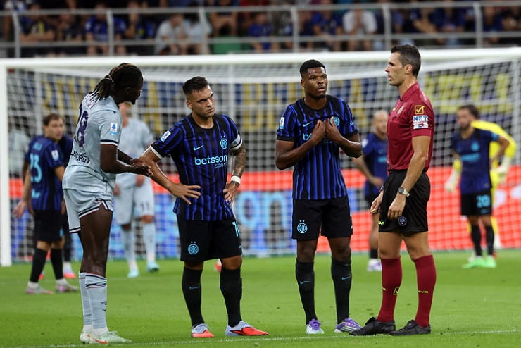 Inter-Juve, da Dumfries a Joao Mario: due pesi e due narrazioni