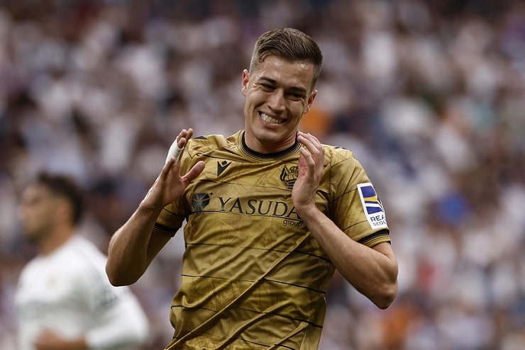 Calciomercato Juve, Comolli pensa a Luka Sucic: è il cugino di Petar dell'Inter