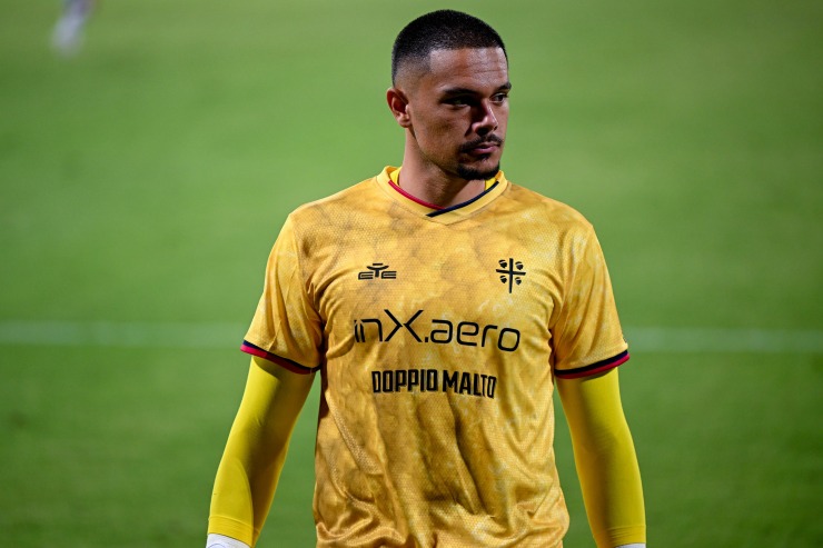 Caprile durante una partita del Cagliari