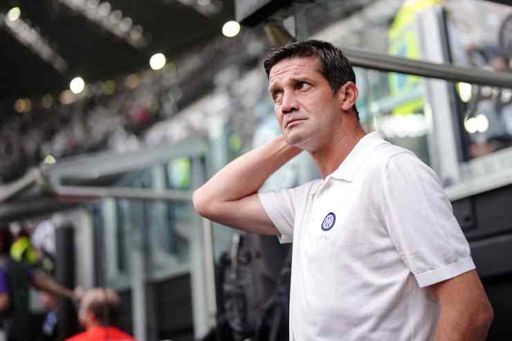 Chivu in panchina