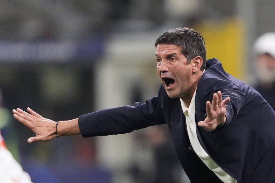 Chivu durante Inter-Slavia Praga