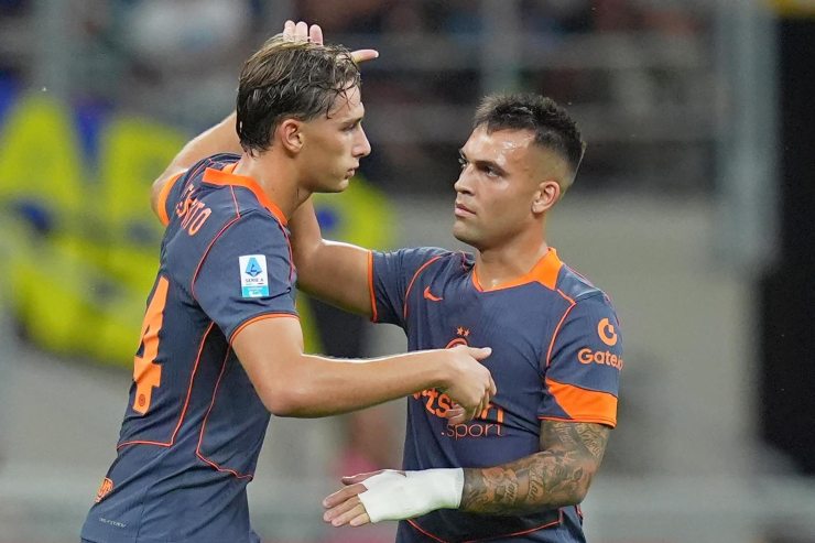 Lautaro con Pio Esposito durante Inter-Sassuolo