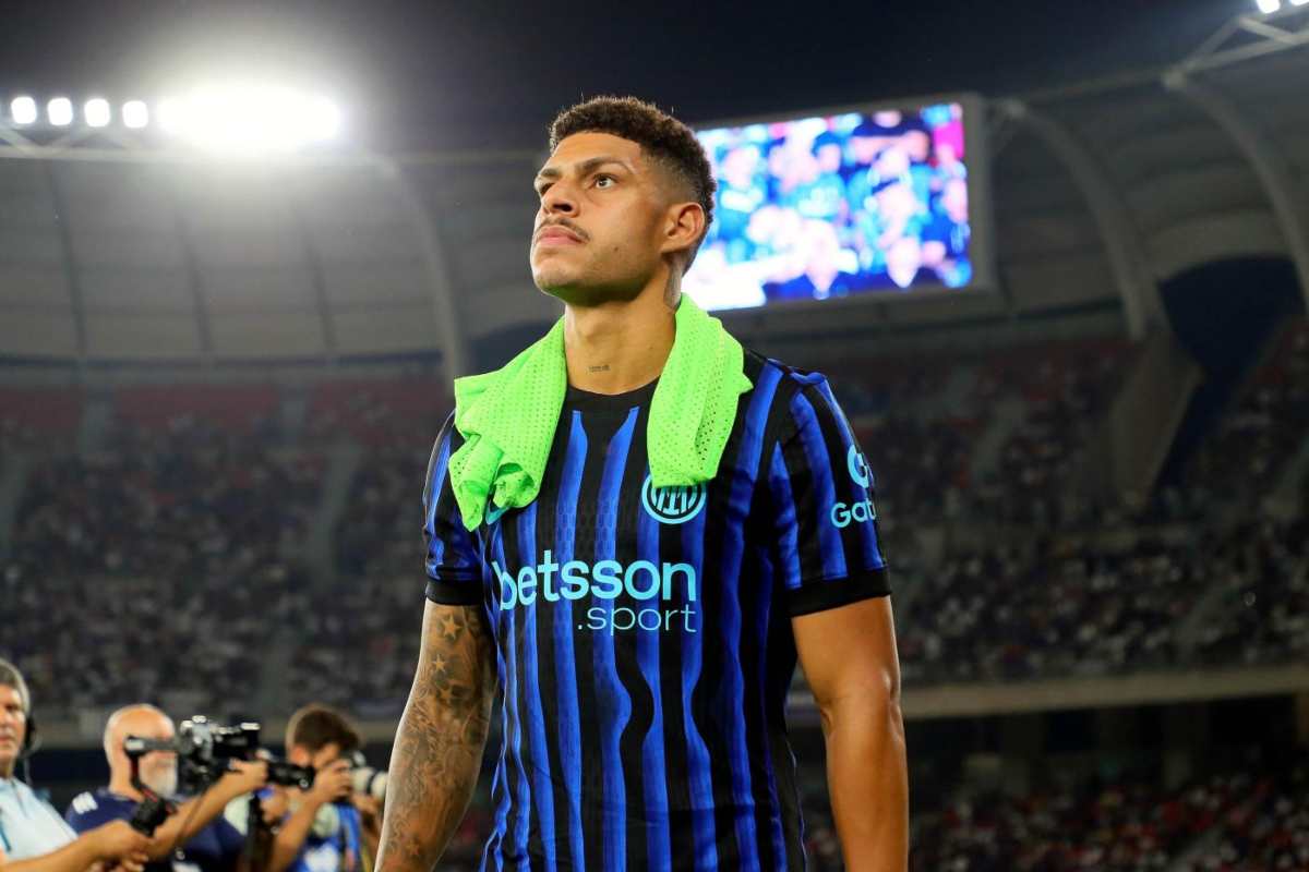 Luis Henrique prima di una partita dell'Inter