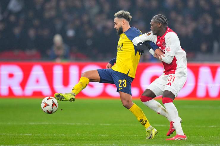 Mokio in campo con l'Ajax