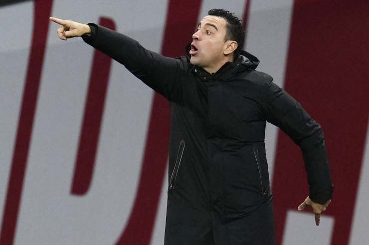 Xavi dà indicazioni