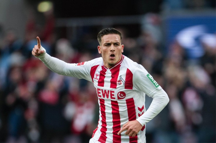 El Mala esulta dopo un gol