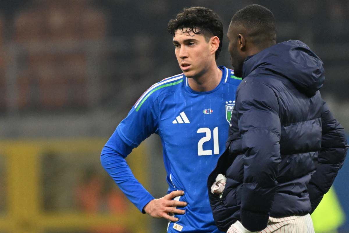 Bastoni con la maglia della Nazionale