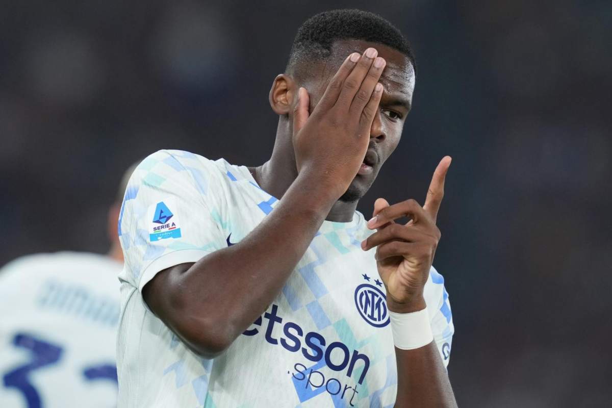 Bonny esulta all'Olimpico dopo il gol alla Roma