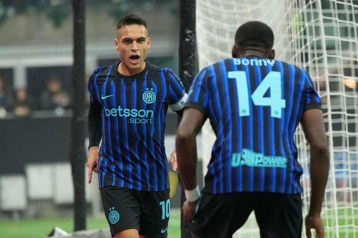 Lautaro e Bonny esultano in Inter-Cremonese