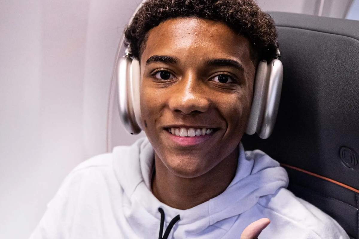 Robinho junior sull'aereo