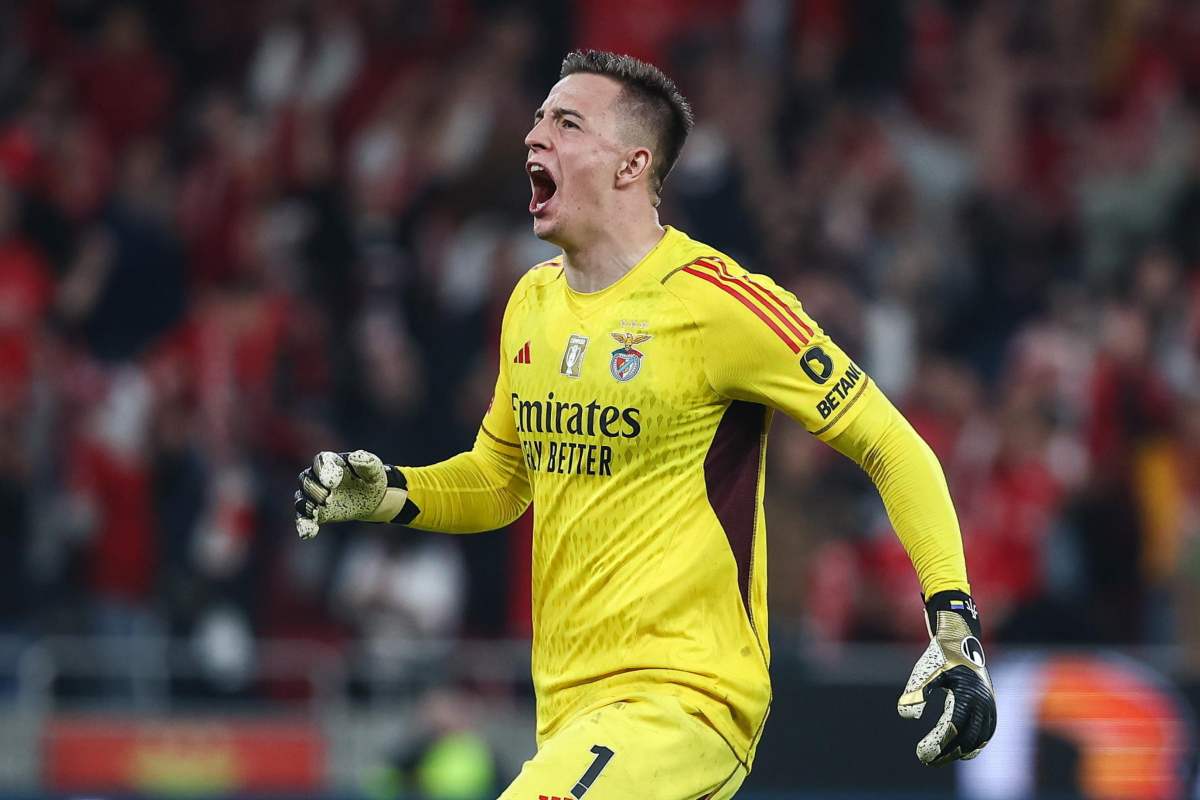 Trubin esulta dopo un gol del Benfica
