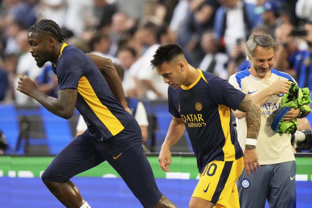 Lautaro e Thuram prima di una partita dell'Inter