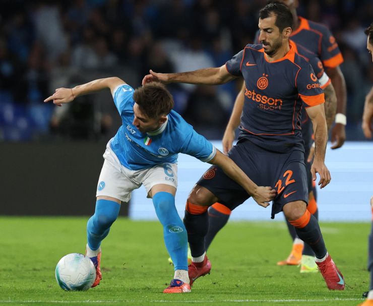 Mkhitaryan in Napoli-Inter