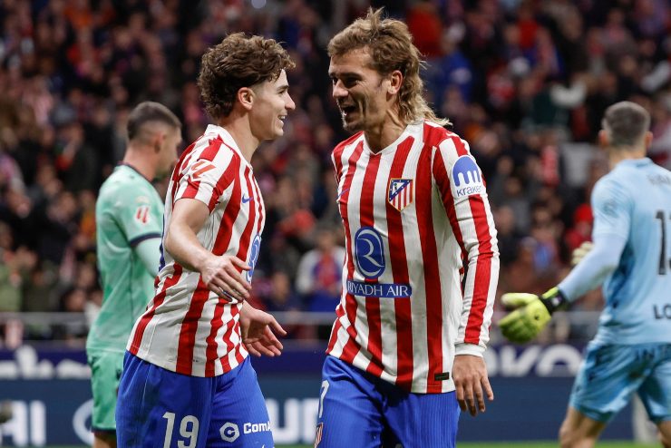 Alvarez e Griezmann esultano dopo un gol