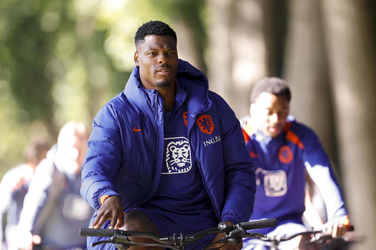 Dumfries in ritiro con l'Olanda