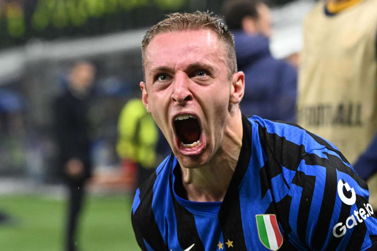 L'urlo di Frattesi dopo il gol al Barcellona